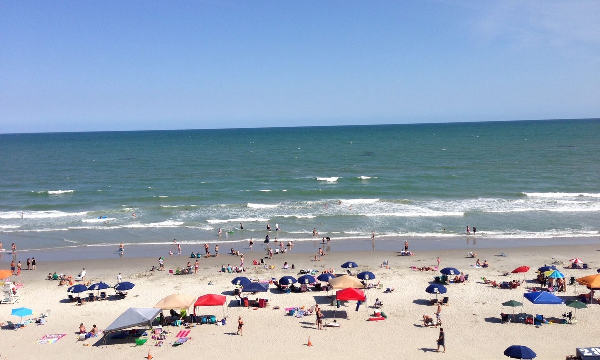 Crescent Beach Condo | Beautiful Oceanfront Condo- Crescent Shores - Privately Owned and Maintained