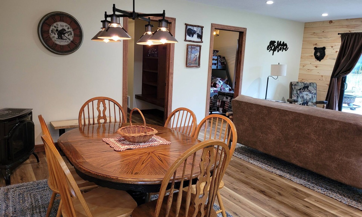 Northeast Michigan Cabin | Beautiful Remodeled Cozy Cabin in the Forest
