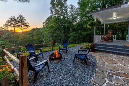 Bryson City House | Beautiful Sunsets, fire pit, private, close to Bryson City