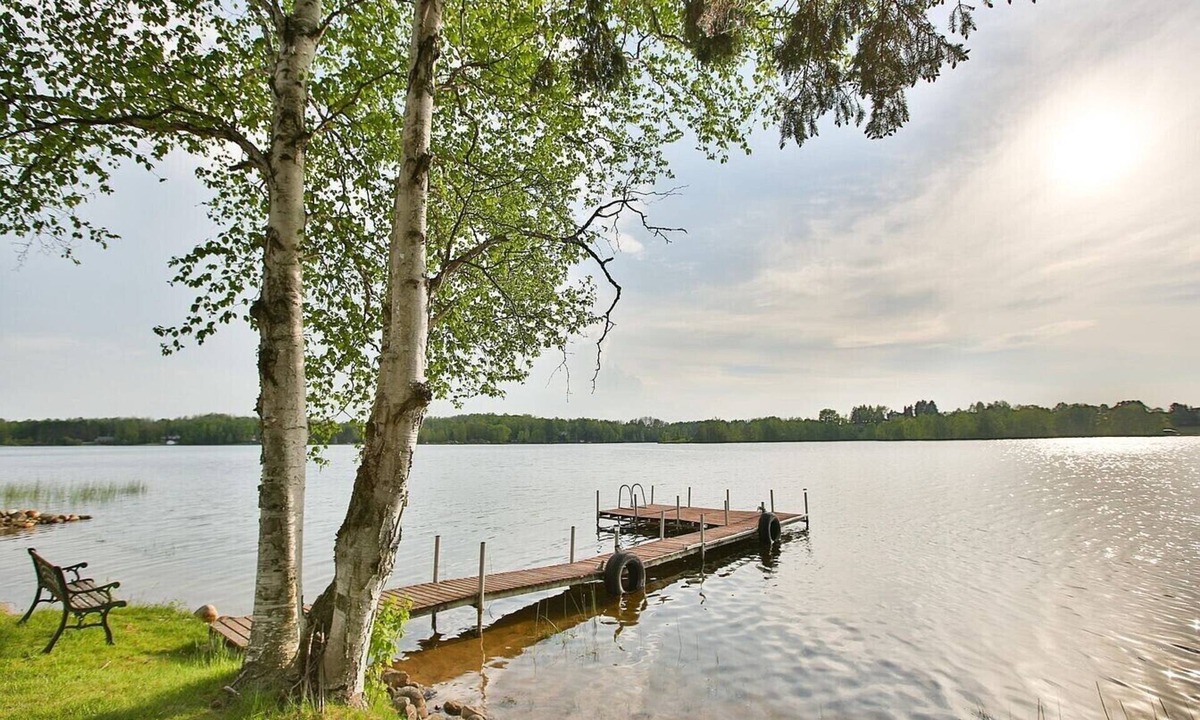 Wolverine House | Beautiful Wildwood Lakefront Chalet