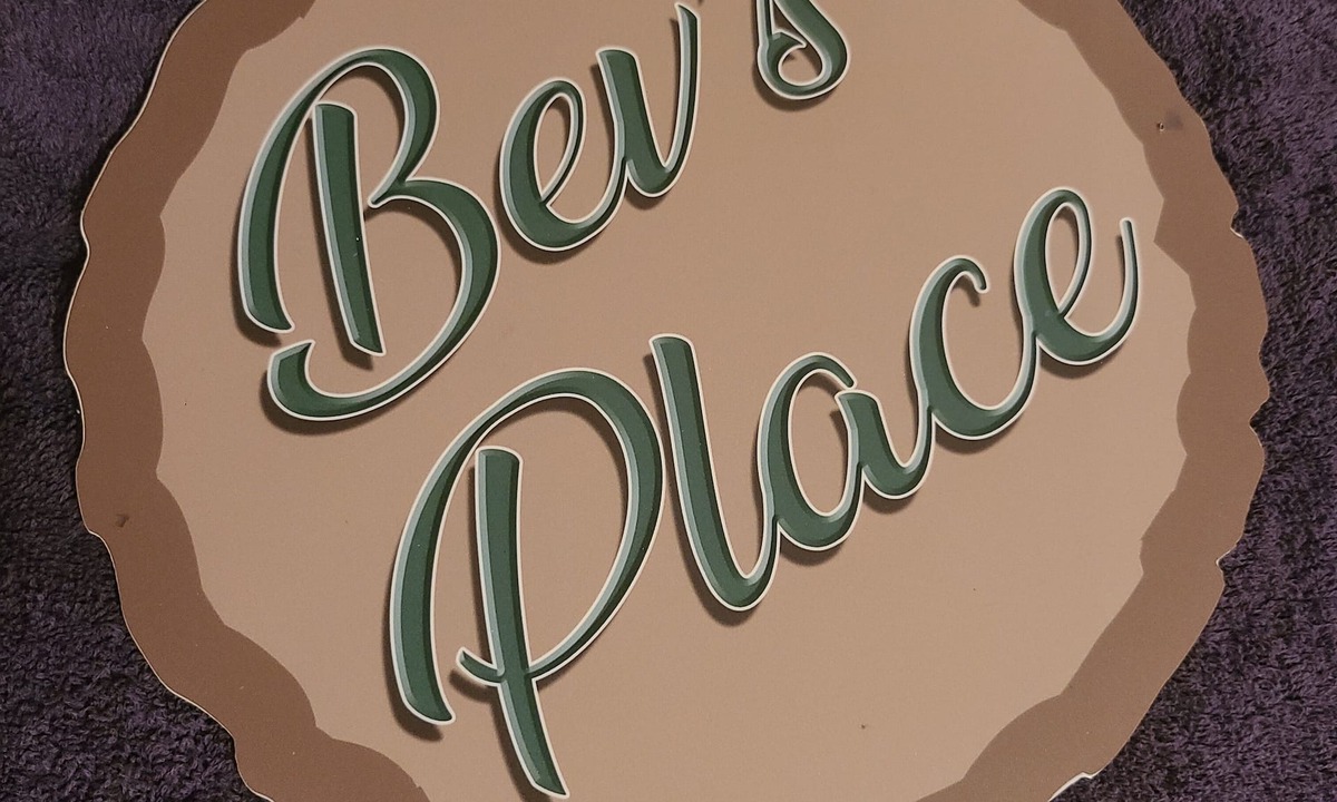 Clarkesville Cottage | Bev's Place - a quaint tiny house in a secure community with amenities to enjoy!