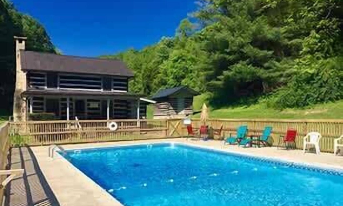 Shoals Cabin | Blackberry Inn at Heritage Farm