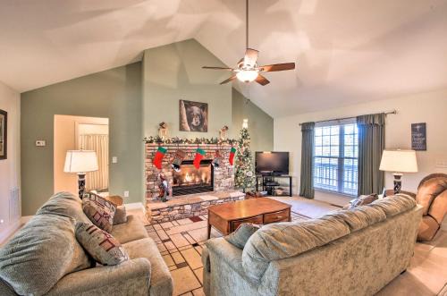 Blairsville House | Blairsville Home w/Deck & Stunning Mountain Views