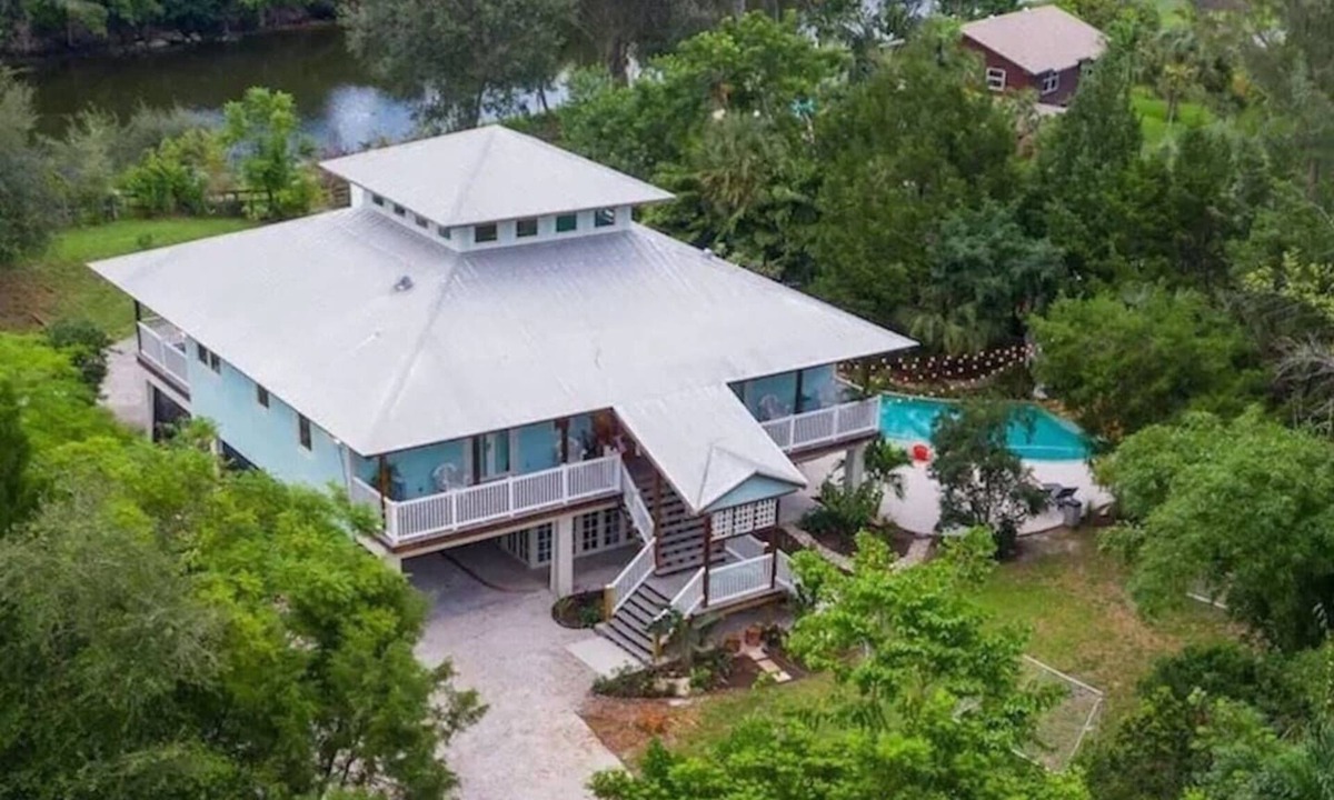 Greenacres House | Bleu Tropical Resort Estate Sleeps 18