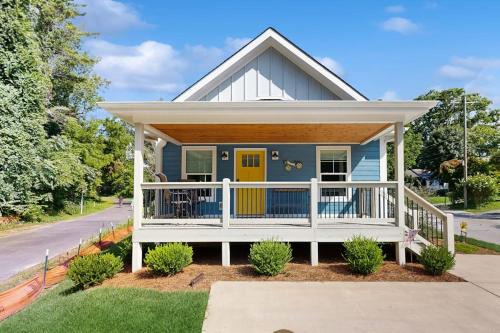 West Side Historic District House | Blue House on Blythe