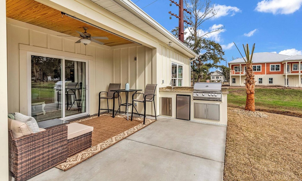 Murrells Inlet House | Blue Tide Retreat-near the Marshwalk of Murrells Inlet