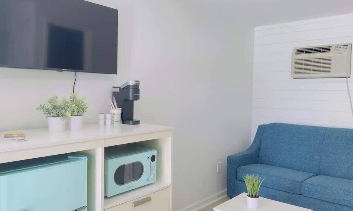 Downtown Myrtle Beach Apartment | Boutique on the beach, Studio #104 + Pool