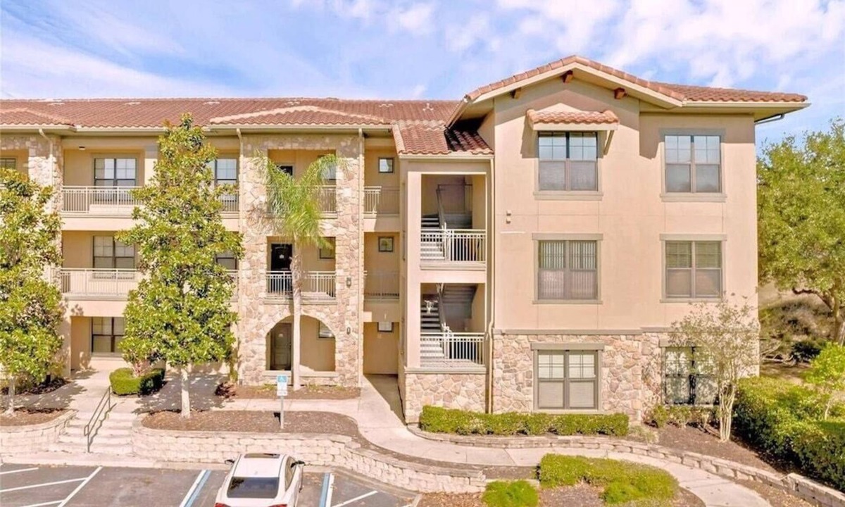 Wellington Condo | Bright 3BR Condo with Resort Pools, Near Disney!