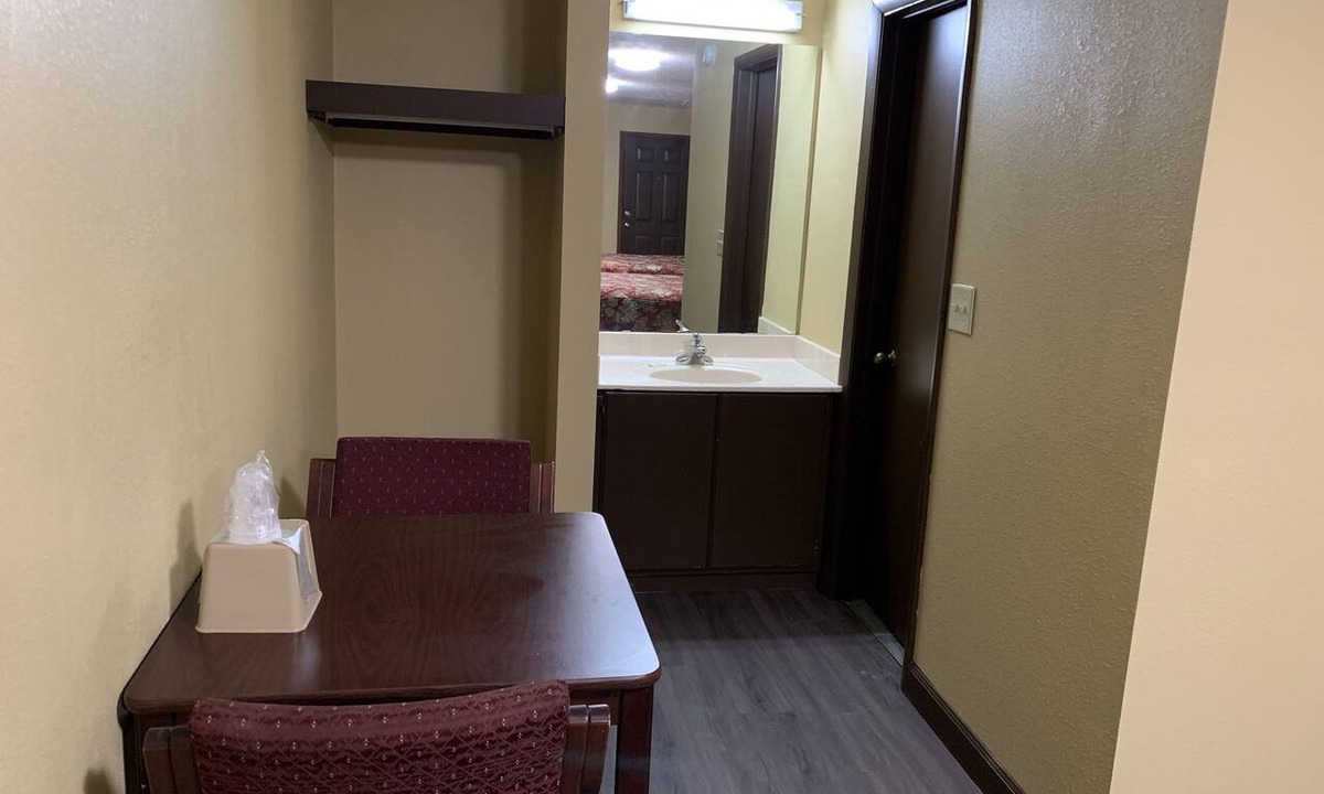 Elkmont Hotel | Budget Inn Ardmore