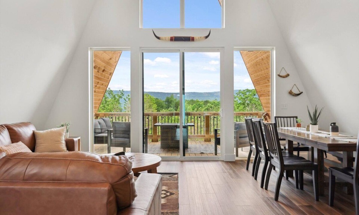 Chattanooga Valley Cabin | Buffalo Bluff | Western A-frame |Mtn Views + GOATS