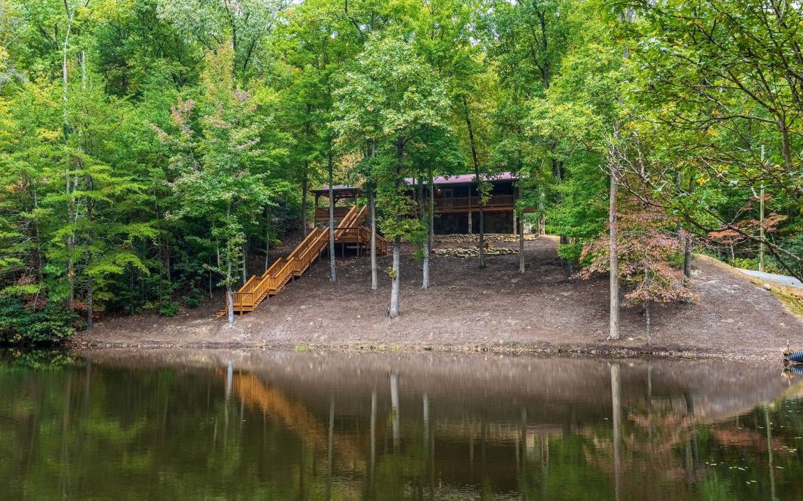 Cosby Cabin | Cabin ∙ 2 bedrooms ∙ 6 guests