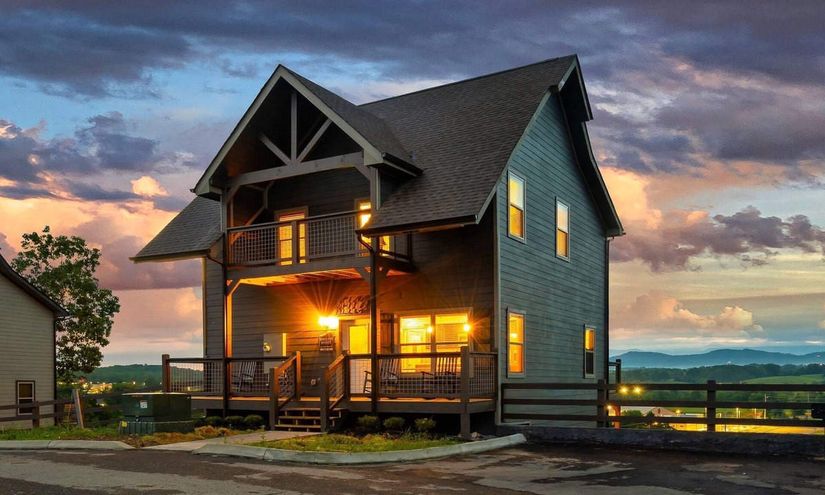 Sevierville Cabin | Cabin Goals! Best Location | Pool & Hot Tub Dogs