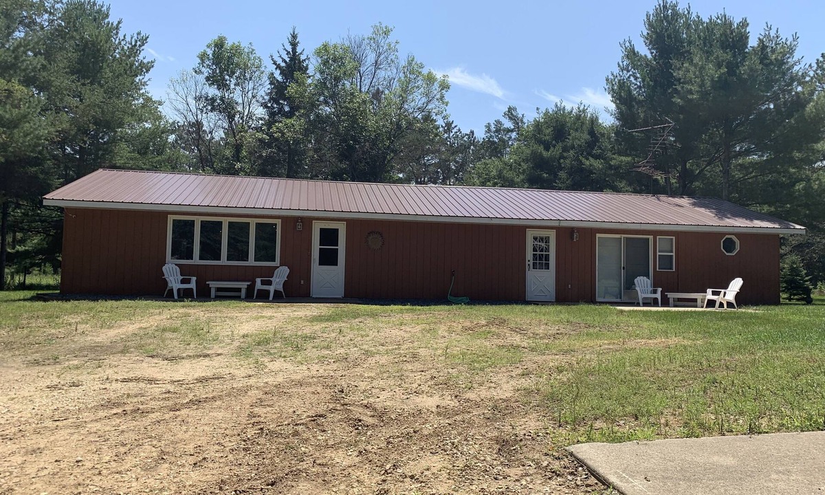 Hatfield House | Cabin located on ATV trail & walking distance to boat launch on Lake Arbutus