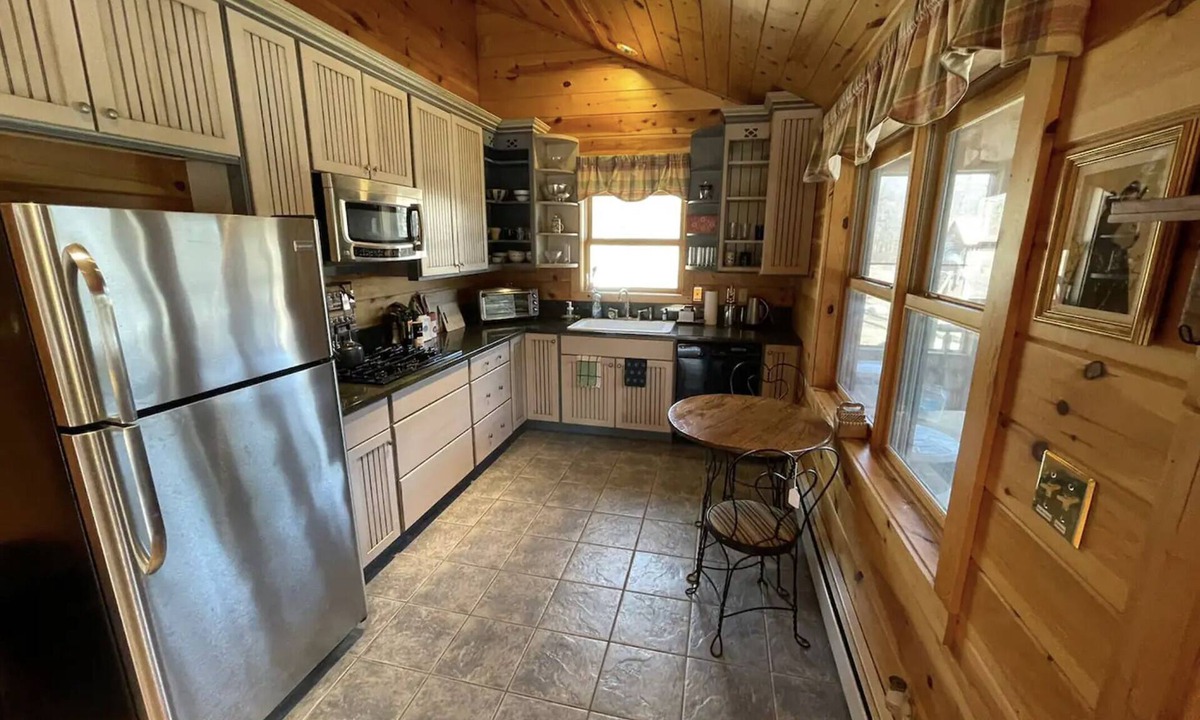 Canaan Valley Cabin | Cabin on a Mountain Sanctuary W/Pond