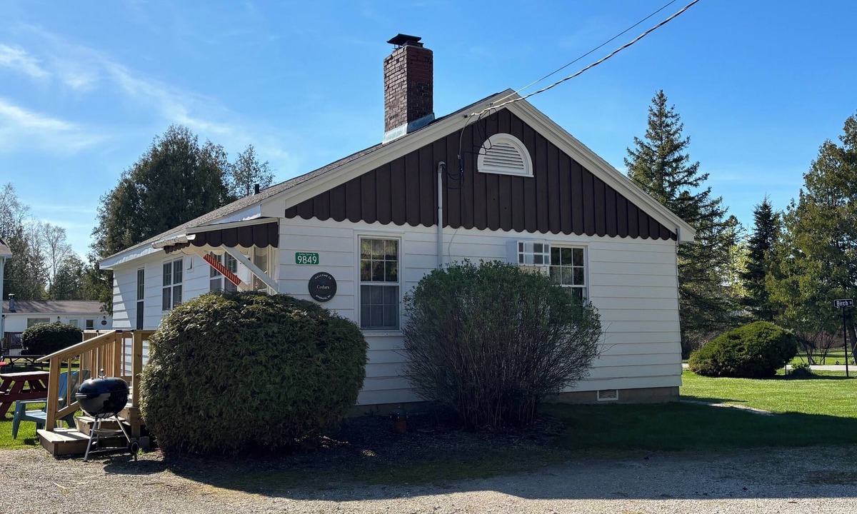 Ephraim Cottage | Cedars @Ephraim Beach on Ephraim Village Cottages Resort