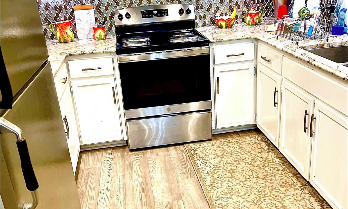 Drayton Condo | Charming 1-bedroom condo in marvelous Spartanburg with AC