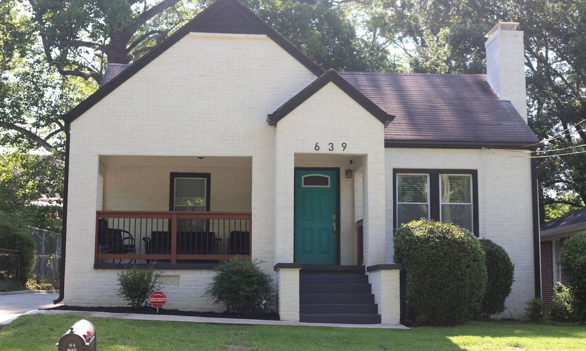 Atlanta Cottage | Charming 2-bedroom cottage with AC, WiFi in brilliant Atlanta