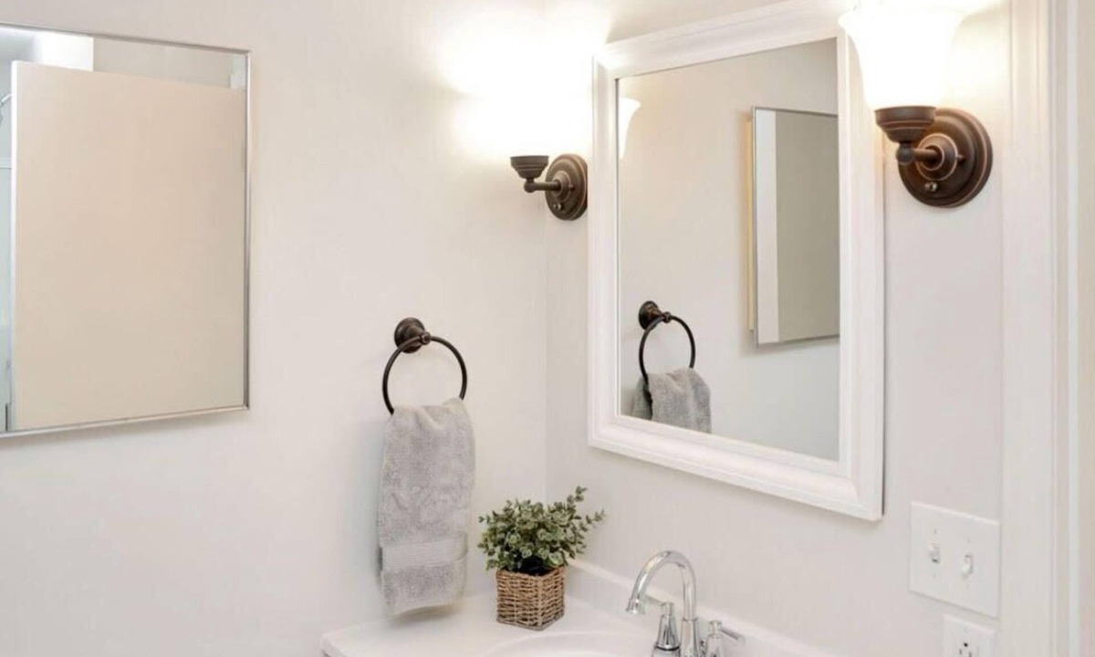 Grand Rapids House | Charming 2-bedroom house in amazing Grand Rapids with AC