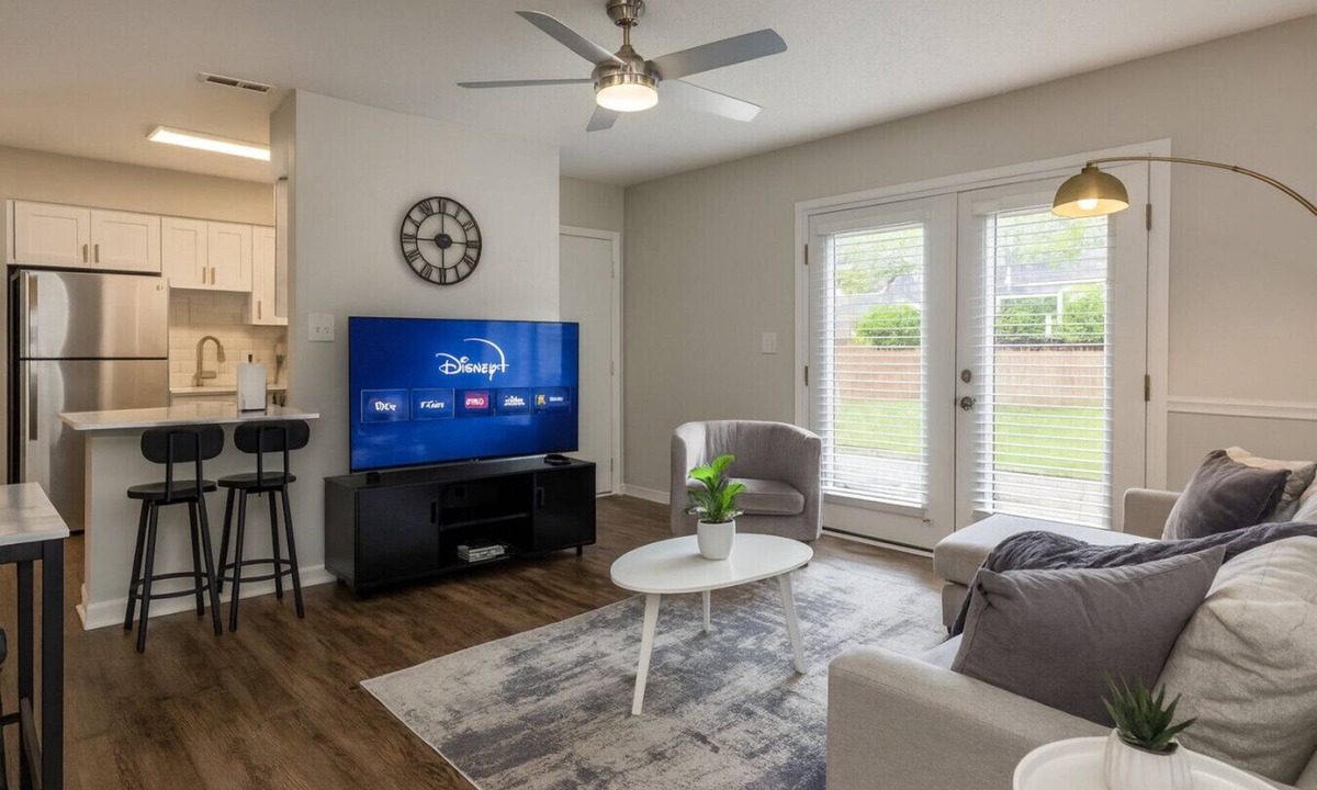 Shannon Apartment | Charming 2BR Hoover Retreat w/Easy Parking - Room Only