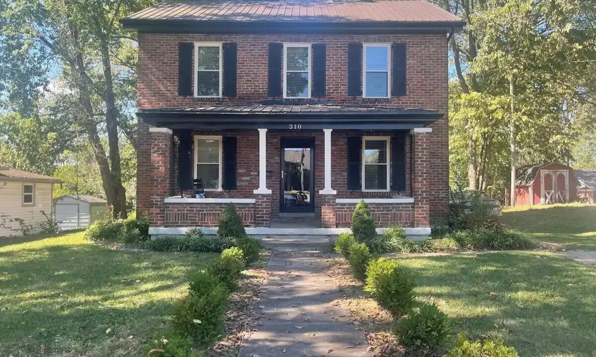 Bardstown House | Charming 3-bedroom house with WiFi and AC in lovely Bardstown