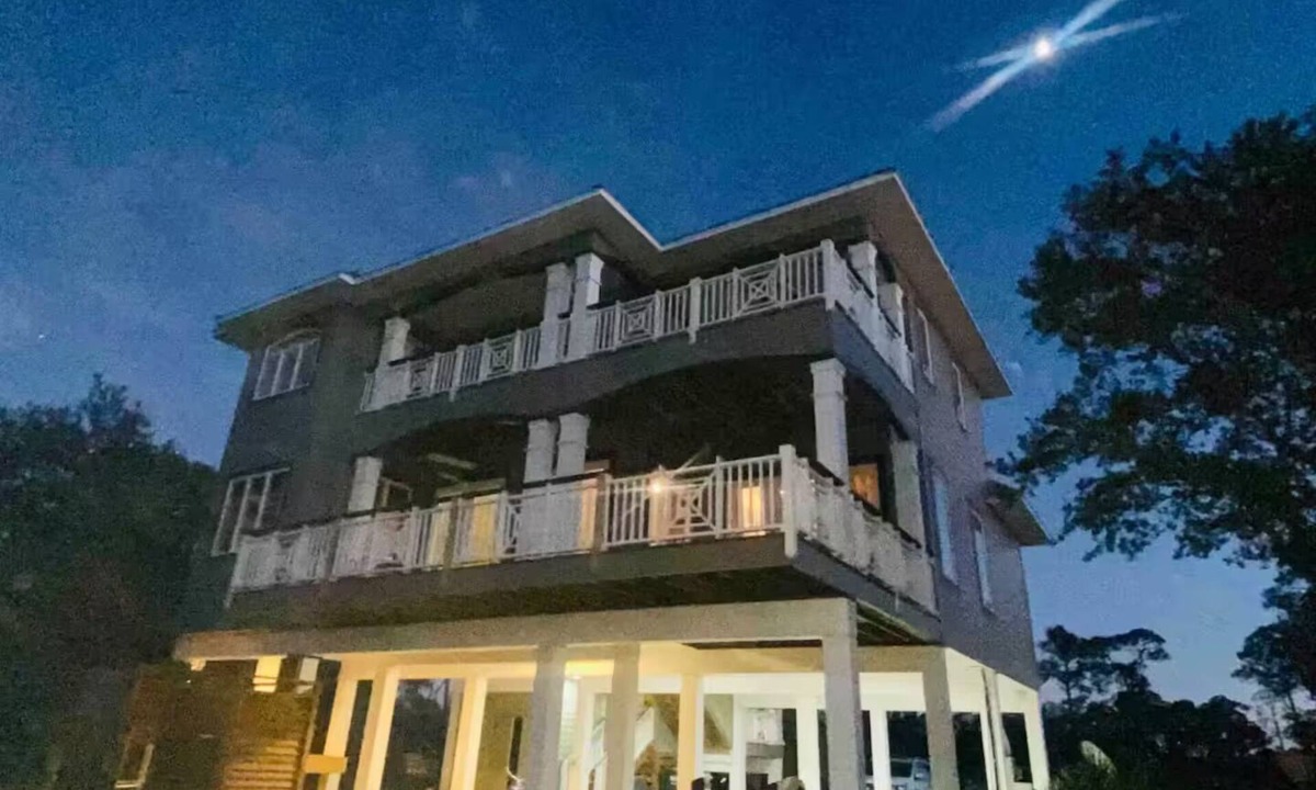 Alligator Point House | Charming Luxury Bayfront Nature Private Paradise: Encanto!
