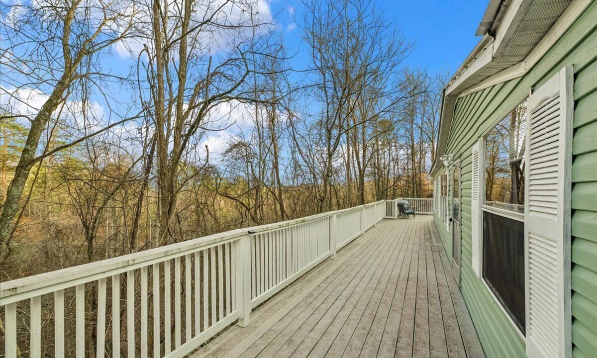 Sevierville House | Charming Mountain Hideaway w/Hot Tub