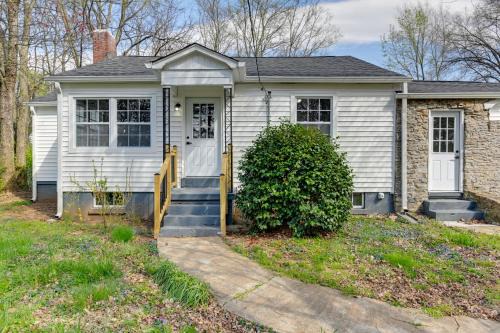 Columbia House | Chic Columbia Home < 2 Mi to Historic Square!