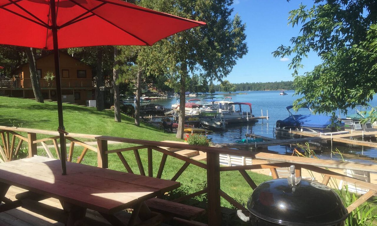 West Branch Hotel | Clear Lake Resort