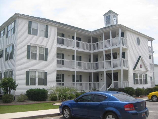 Colonial Charters Apartment | Clonial Charters 1B Condo