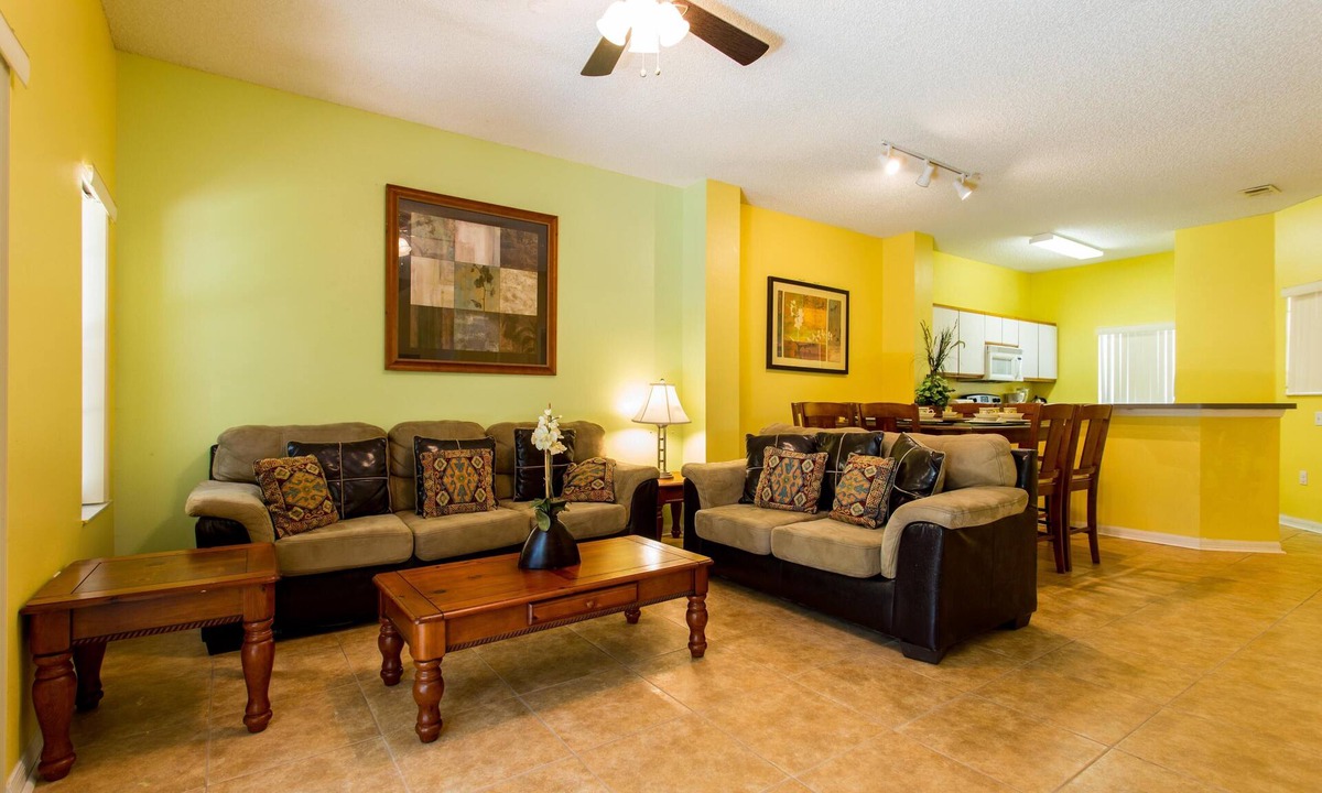 West Kissimmee House | Close to Disney 3 bedroom 2.5 bath-Unit 18 Emerald