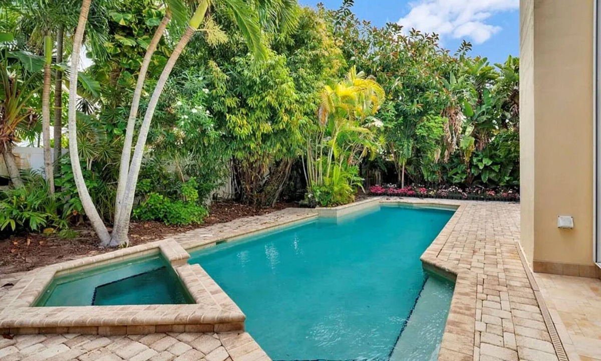 Vero Beach House | Coastal Escape: Spacious Home Steps to the Ocean