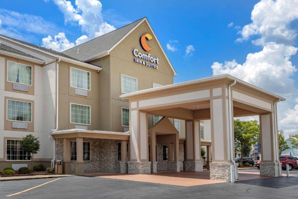 North Little Rock Hotel | Comfort Inn & Suites North Little Rock JFK Blvd