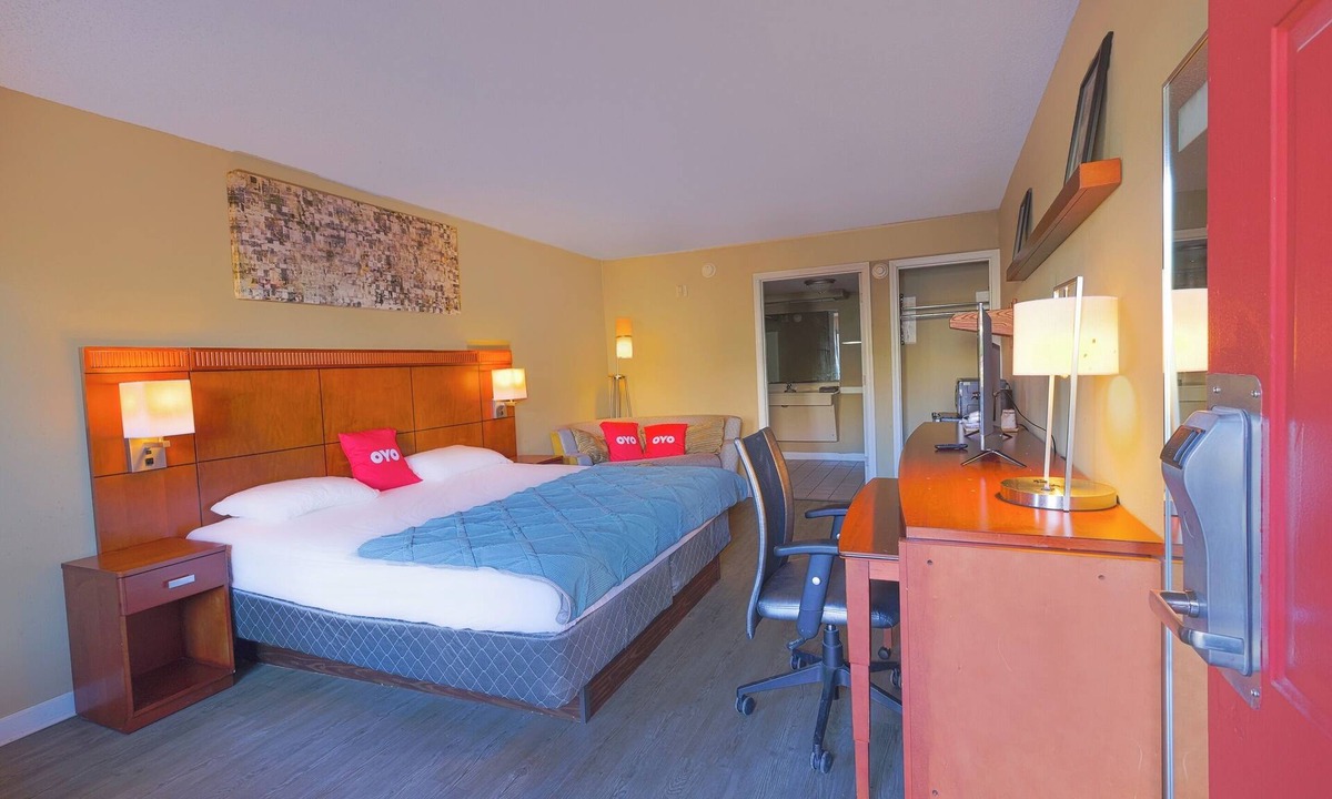 Brownsville Hotel | Comfy Brownsville Getaway with Free Wi‑Fi, Parking, and Quick Access to I‑40