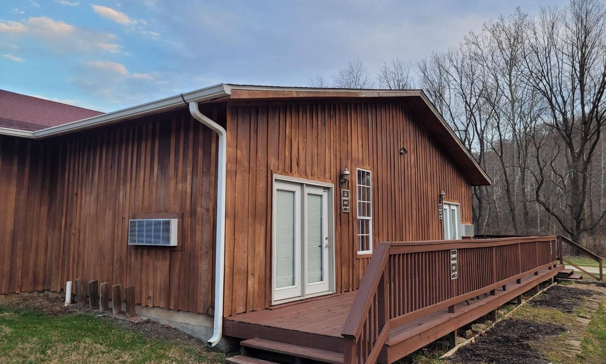 Nashville Hotel | Cowboy Guest Suite | Near Trails, Events & Music Barn 1BR, 1BA