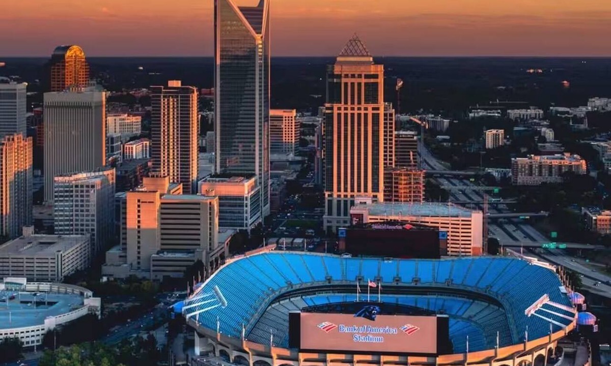 Sheffield Park Apartment | Cozy 1-bedroom apartment with AC in Charlotte