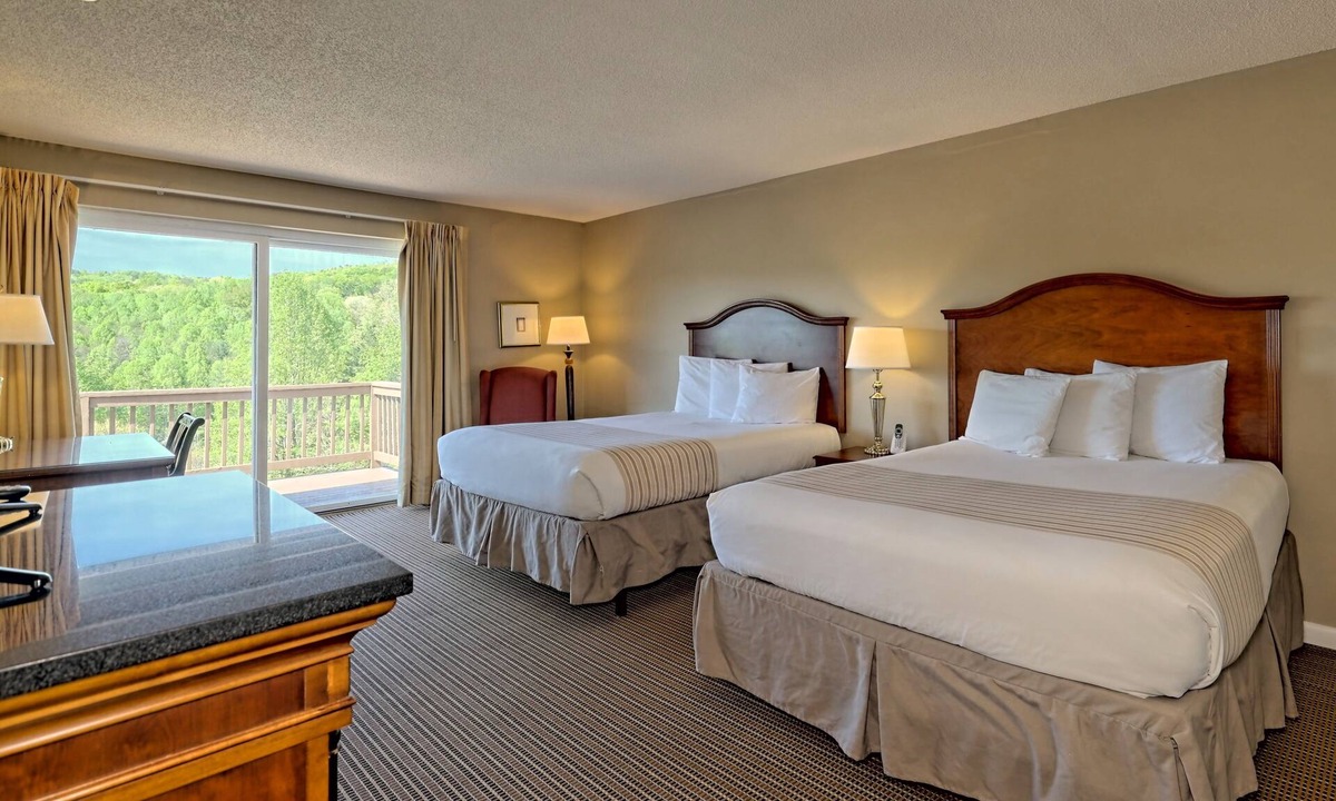Clayton Hotel | Cozy 1-Bedroom Retreat with Mountain Views in Clayton, GA