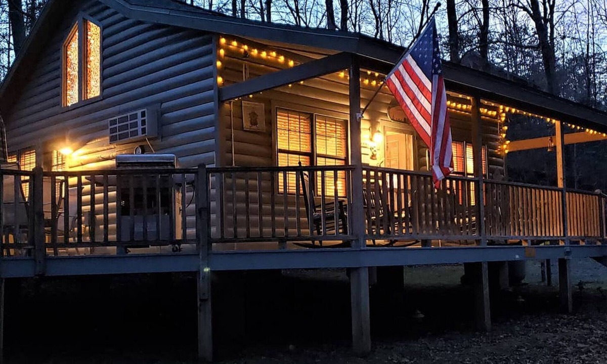 Helen Cabin | Cozy 2-bedroom cabin near Downtown Helen