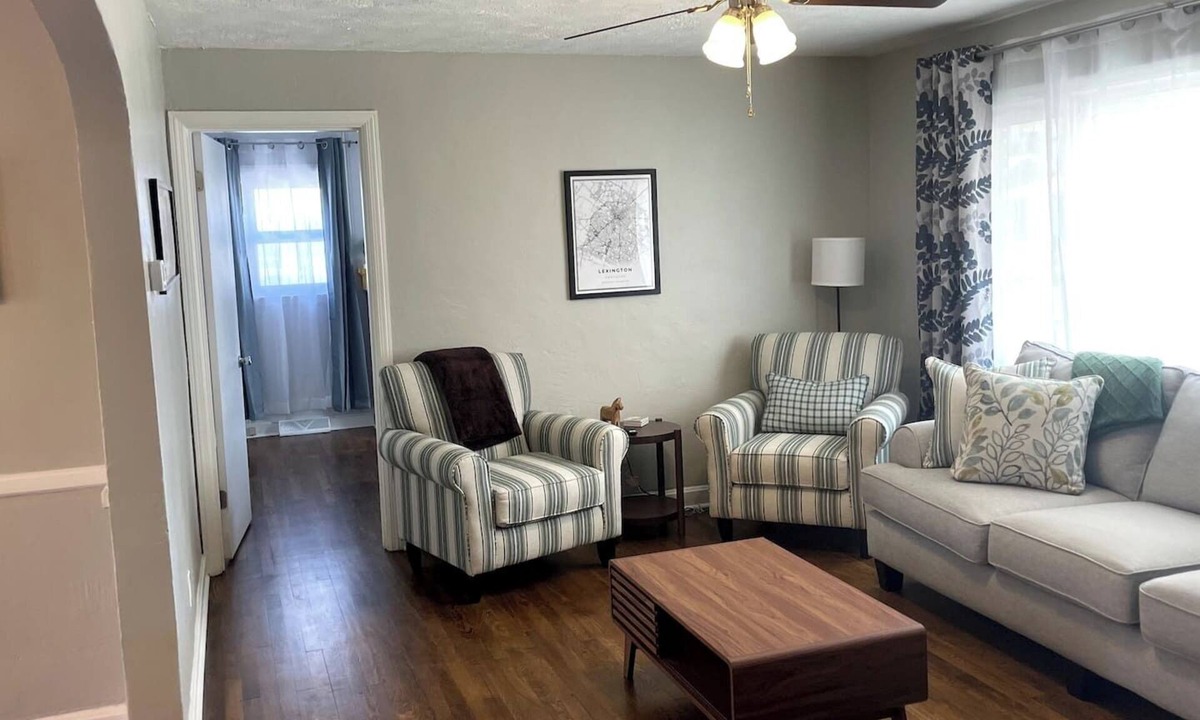 Lexington House | Cozy 3 bedroom home perfect for families or work.