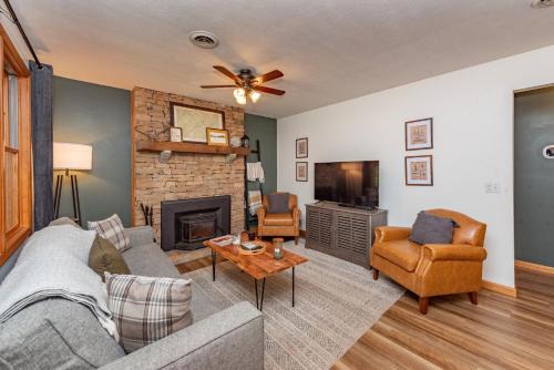 McHenry House | Cozy Cottage
