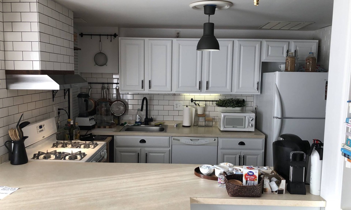 Fredericksburg House | Cozy Designer two bedroom no shared space apartment Smoke free, close to stores.