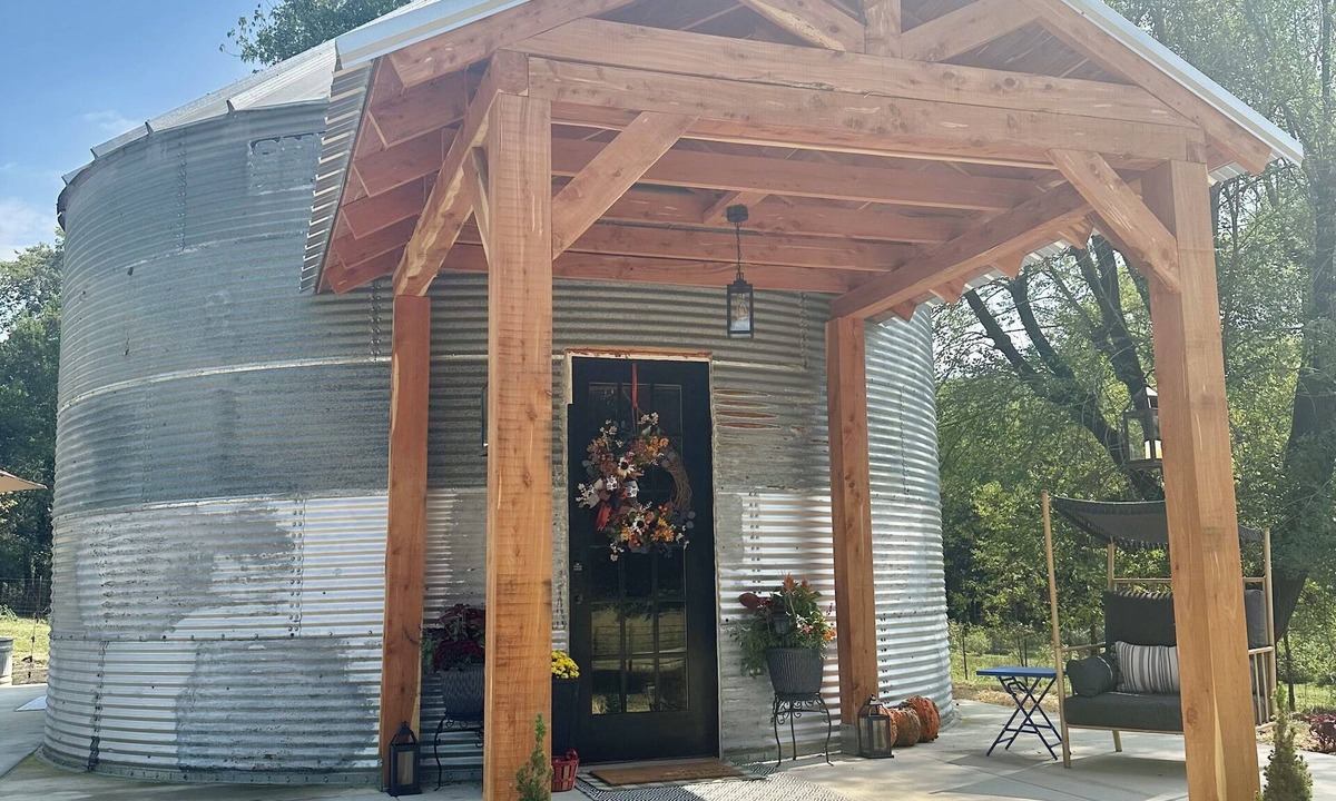 Santa Fe Other | Cozy Grain Bin Silo Home, The Bin at Blueberry Springs Farm in Santa Fe, TN