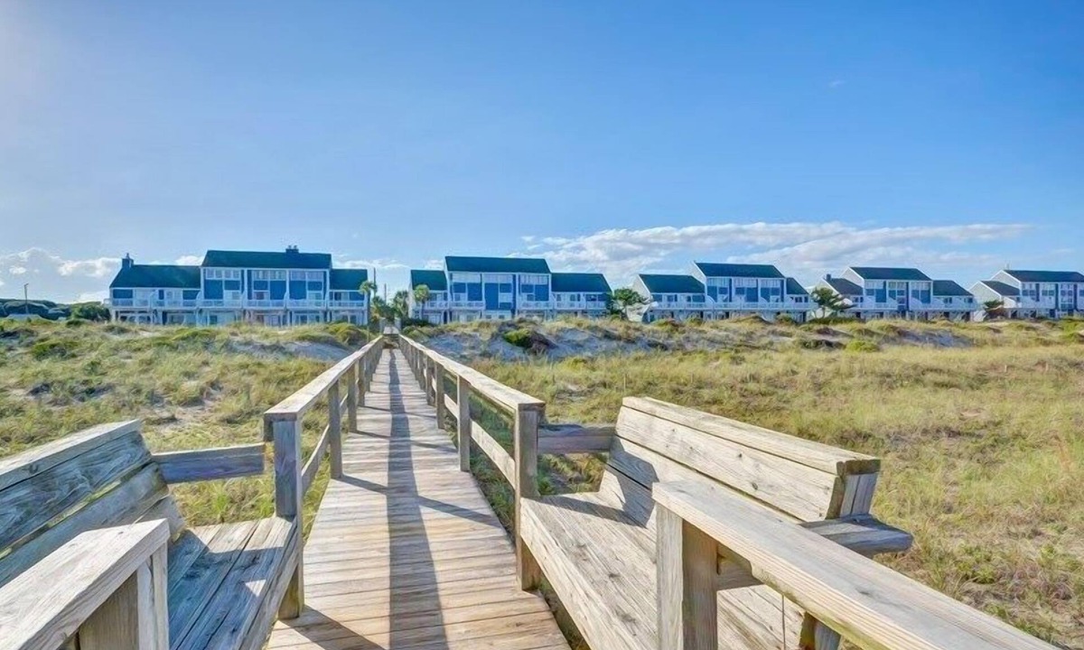 Fernandina Beach House | Cozy Oceanfront 3BR Townhouse Sandpiper Loop - 95066