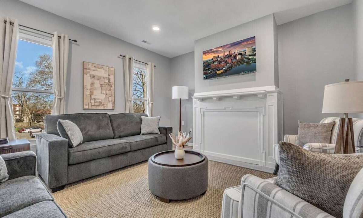 Hough Apartment | Cozy & Spacious Four Bedroom