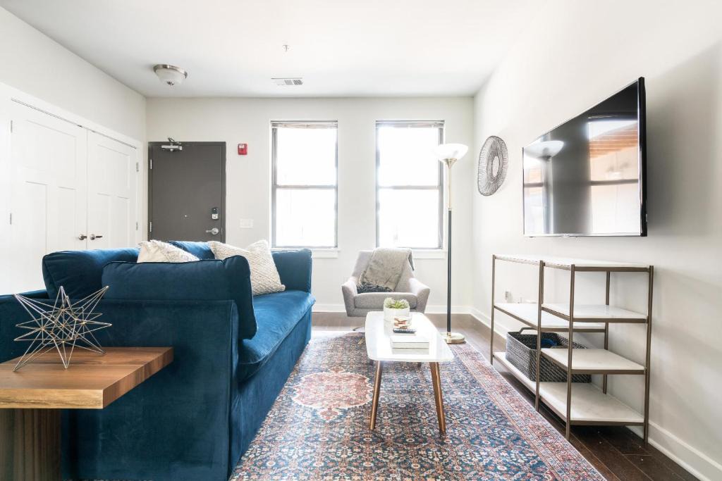 Music Row Apartment | CozySuites MusicRow Elegant 1BR in Nashville! 06