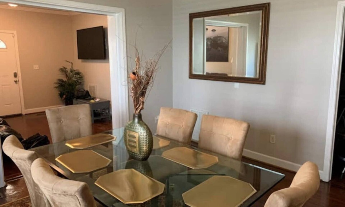 Third Ward House | Craftsman Style home, located a mile walk from Uptown Charlotte