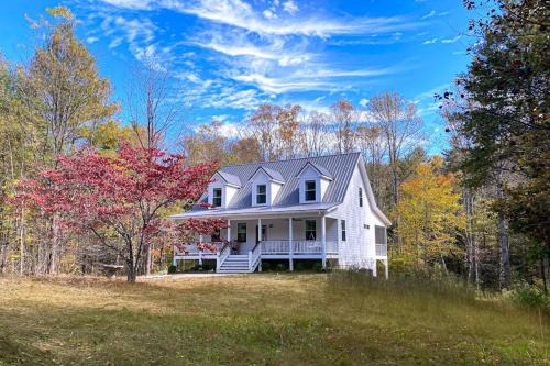 Hendersonville House | Creekside Farmhouse