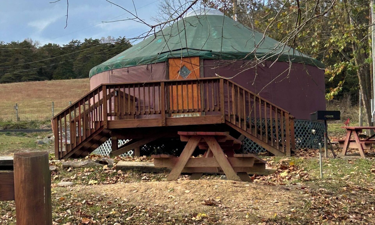 Luray RV Rental | DANCIN WOLF YURT offering “Glamping at its Finest” on the Shenandoah River!