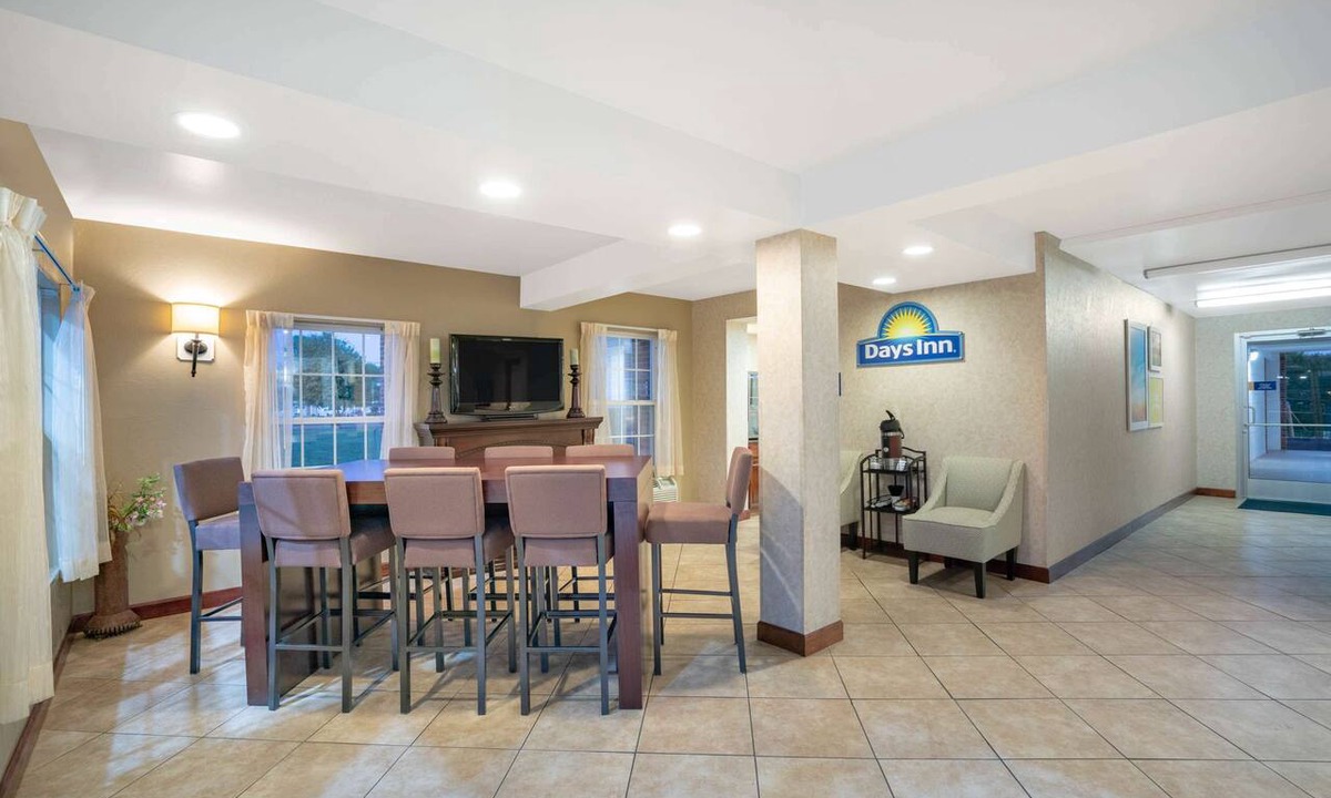 Cave City Hotel | Days Inn by Wyndham Cave City