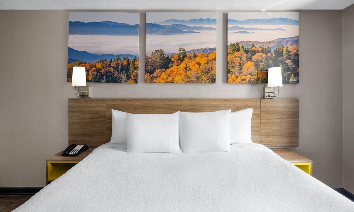 College Park Hotel | Days Inn by Wyndham College Park Airport Best Road