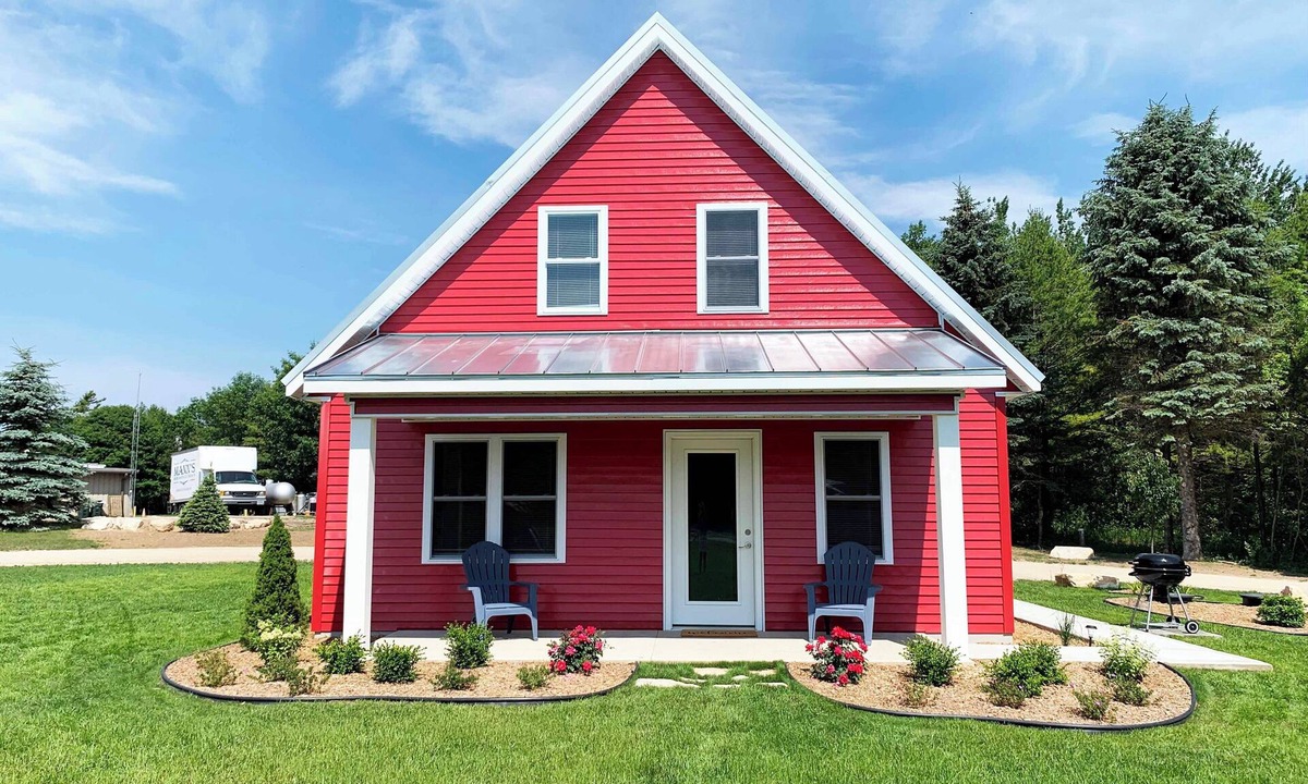 Washington Island House | Dejardin's Island Cottages, Scandinavian Chalet - One Bedroom & Loft
